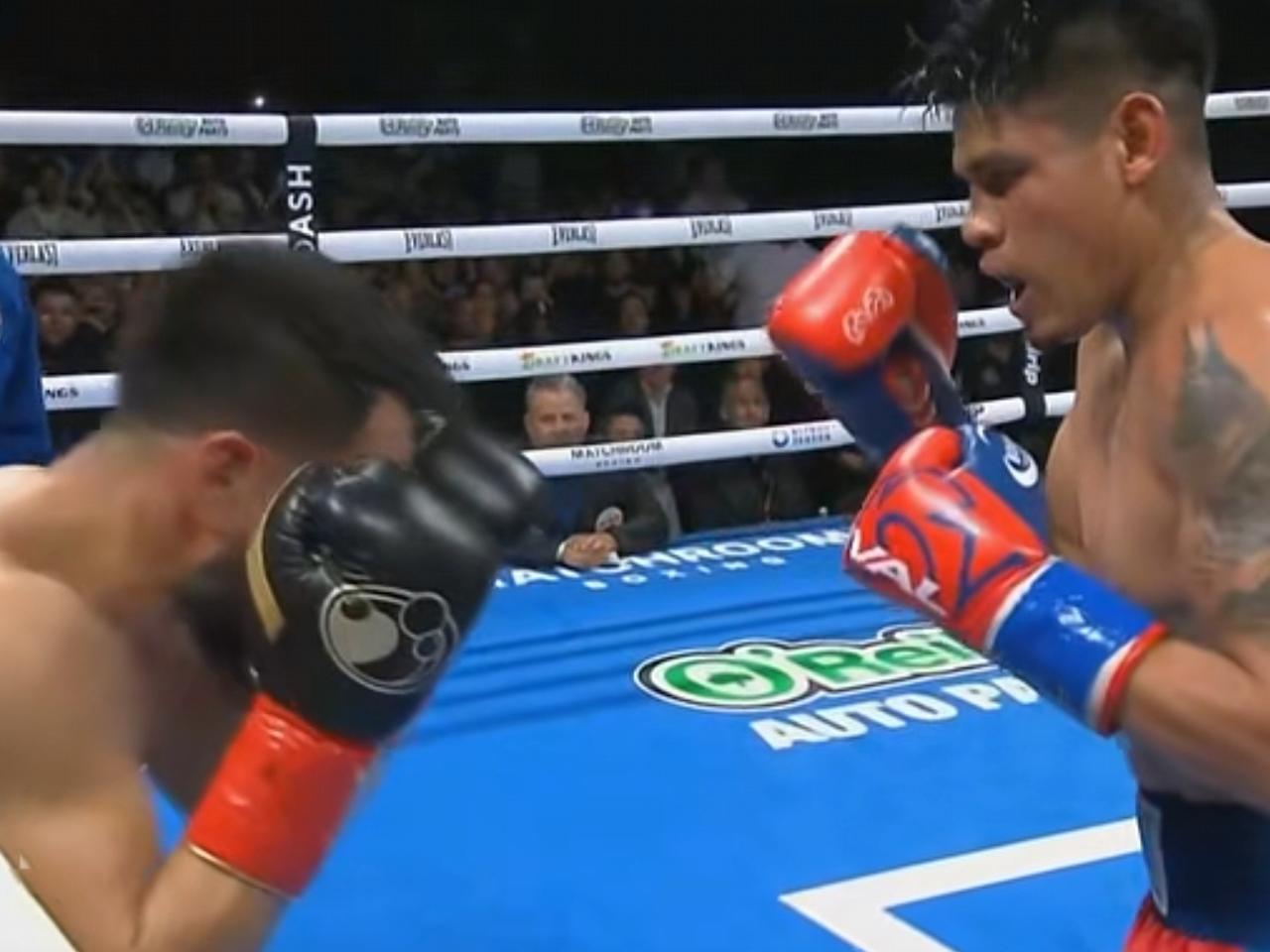 一周拳坛新闻
一、今天（周日），拳王统一战，纳瓦雷特10回合TKO努涅斯，成为W