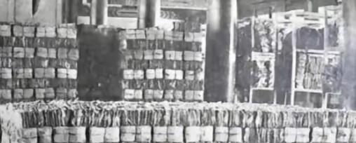 1921年，北洋政府将15万斤、装了8000个麻袋的明清两朝档案，当成废纸作价4