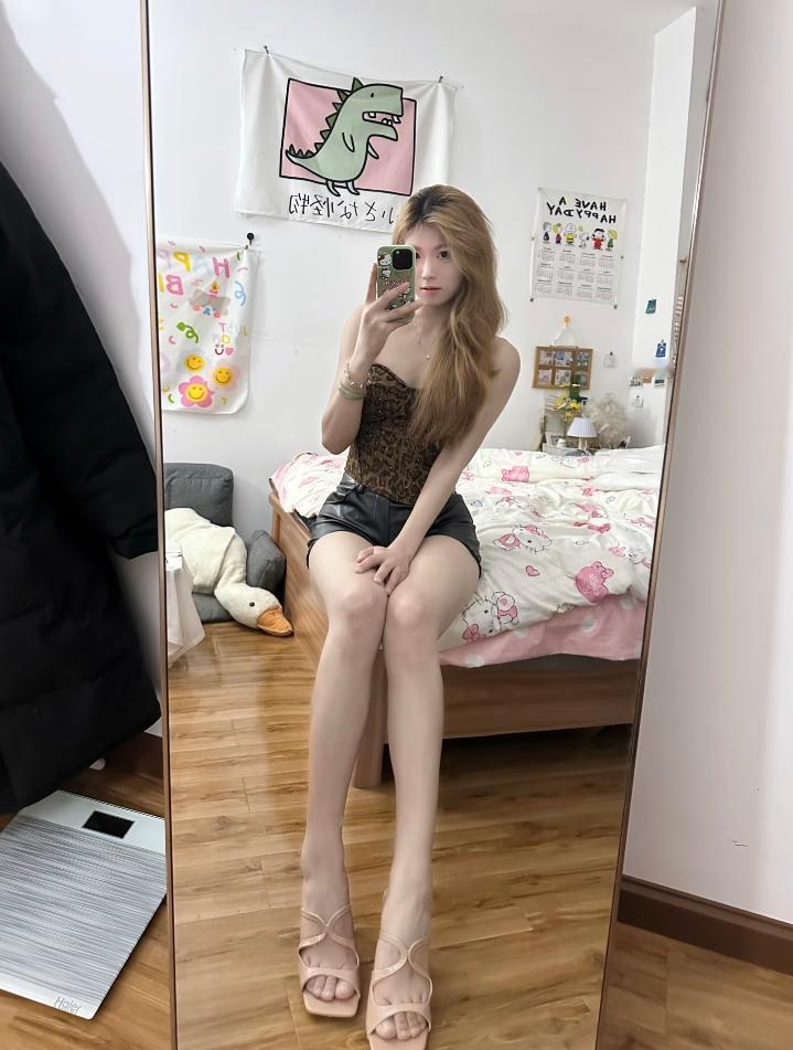 人到中年别硬撑！夫妻生活太勤有4个危害
 
前阵子在小区楼下乘凉，听老周唉声叹气