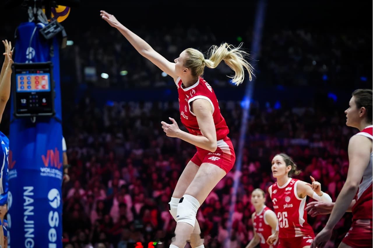 【2026世界女排联赛 南京站：中国女排3比1波兰女排 】北京时间6月7日晚上，