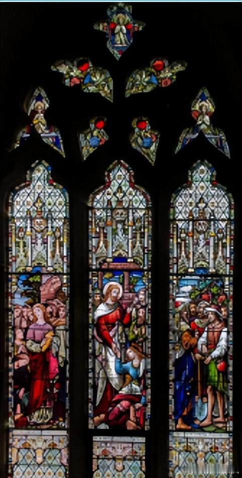 【财富晚茶】三元股市收评：沪指跌0.55%：玻璃强势上扬消费探底导语：作者系《网