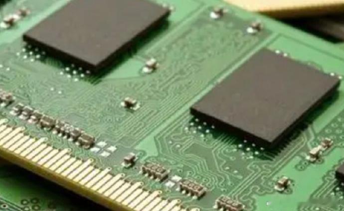 工信部回应存储器价格上涨4月21日，国新办举行新闻发布会介绍2026年一季度工业