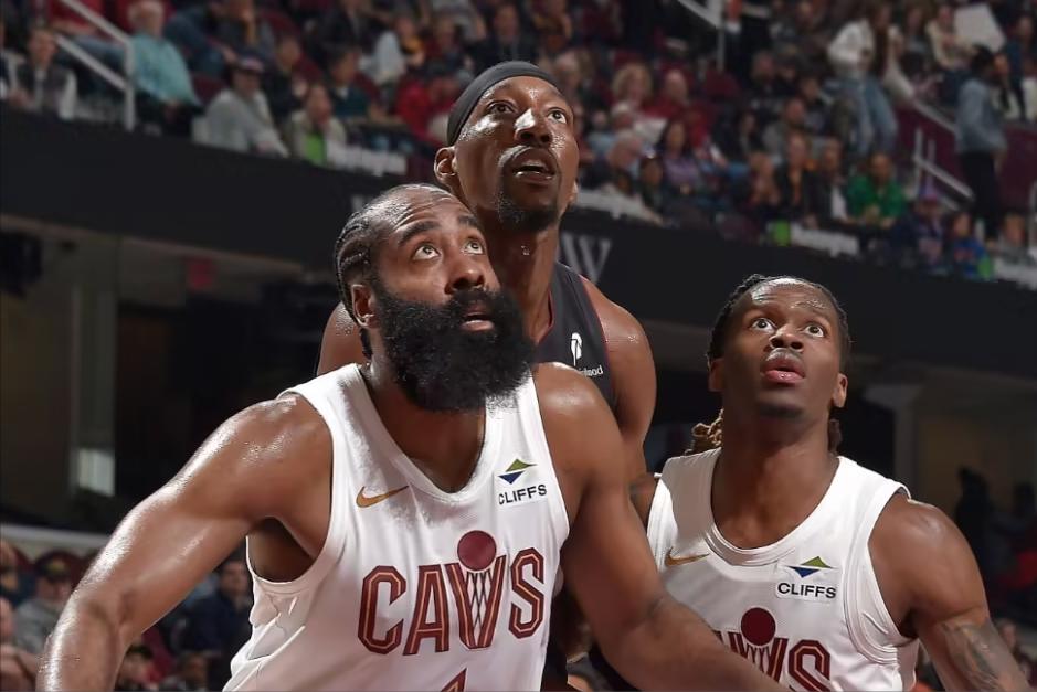 骑士vs热火生死战前瞻！复仇还是崩盘？三大悬念即将揭晓

北京时间3月28日7: