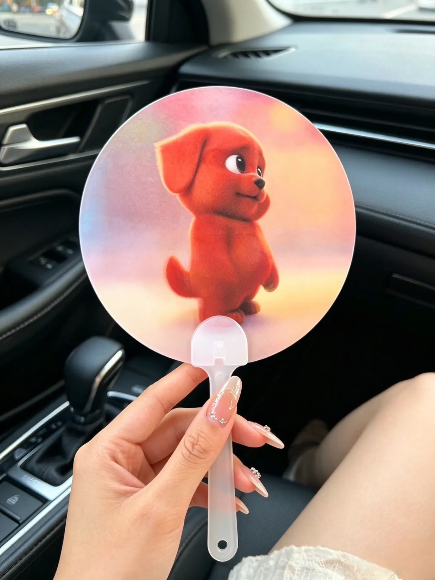 谁还没一把红色小狗扇子呢！！！