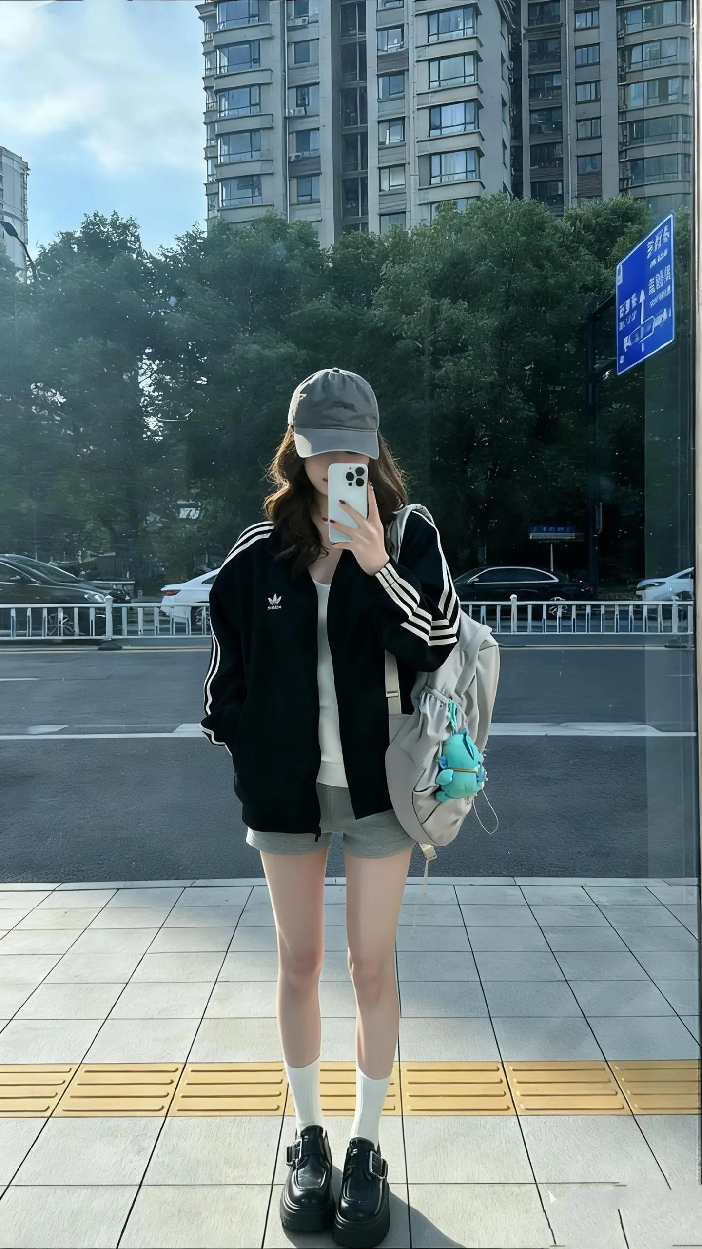 女大学生上课穿搭