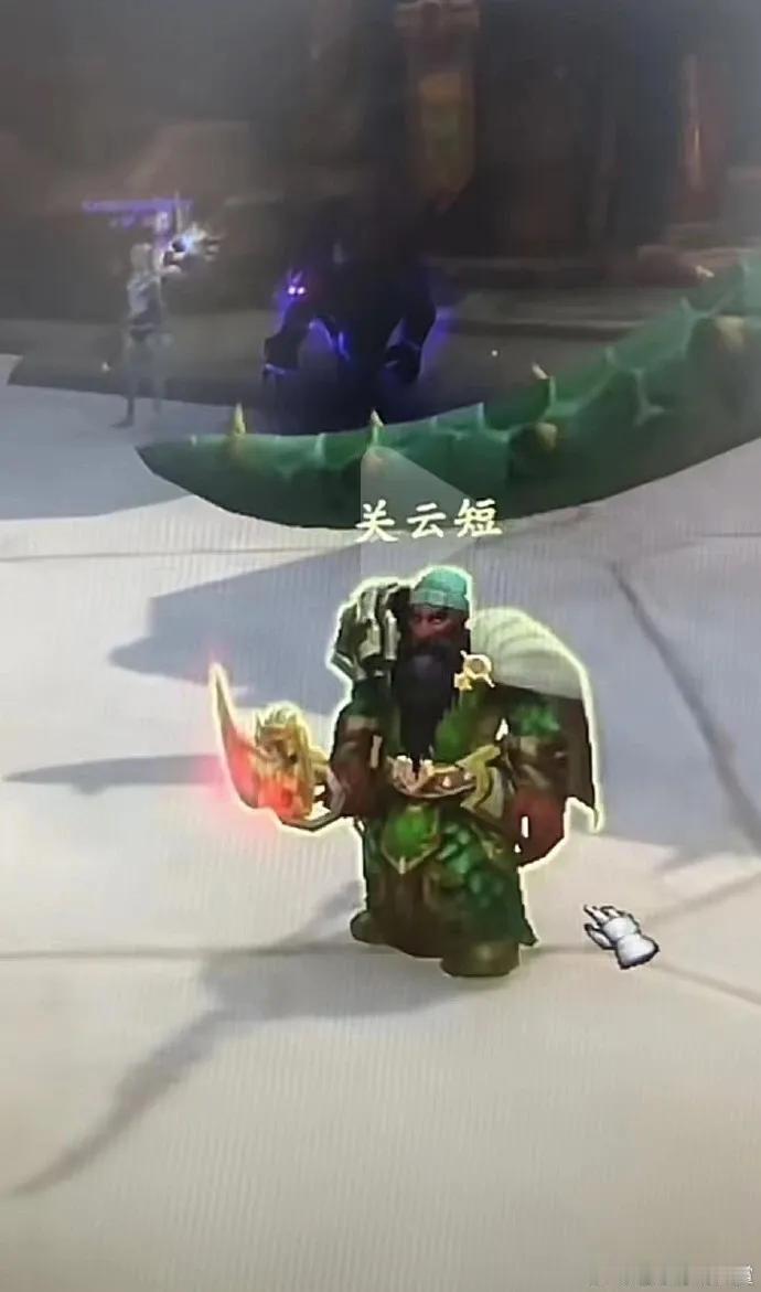 [尬笑]诸葛暗表示很亮