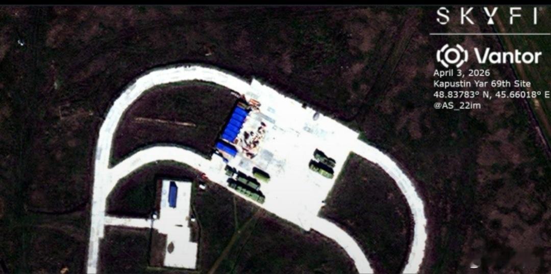 在俄罗斯阿斯特拉罕州卡普斯京亚尔训练场由阿尔马兹-安泰公司研发的S-500“普罗