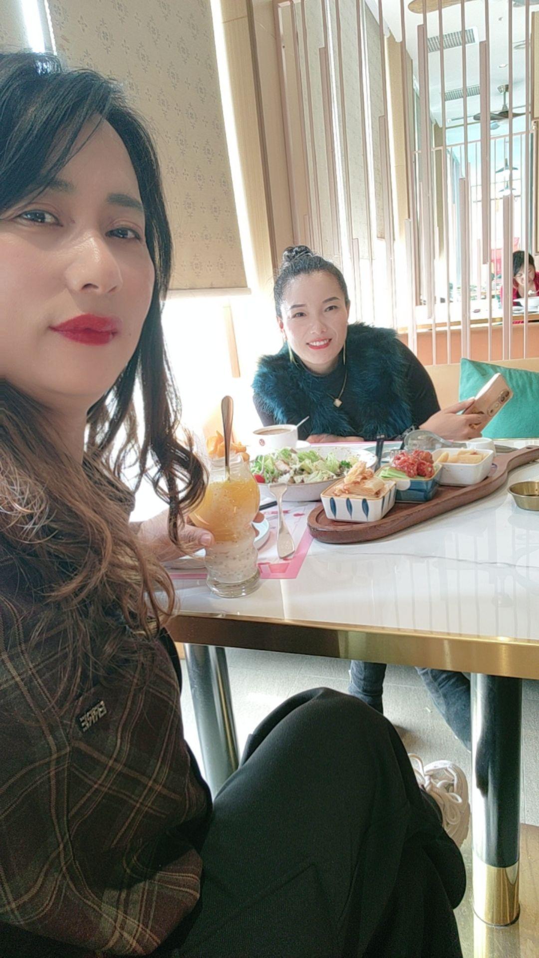 祝大家女神节快乐