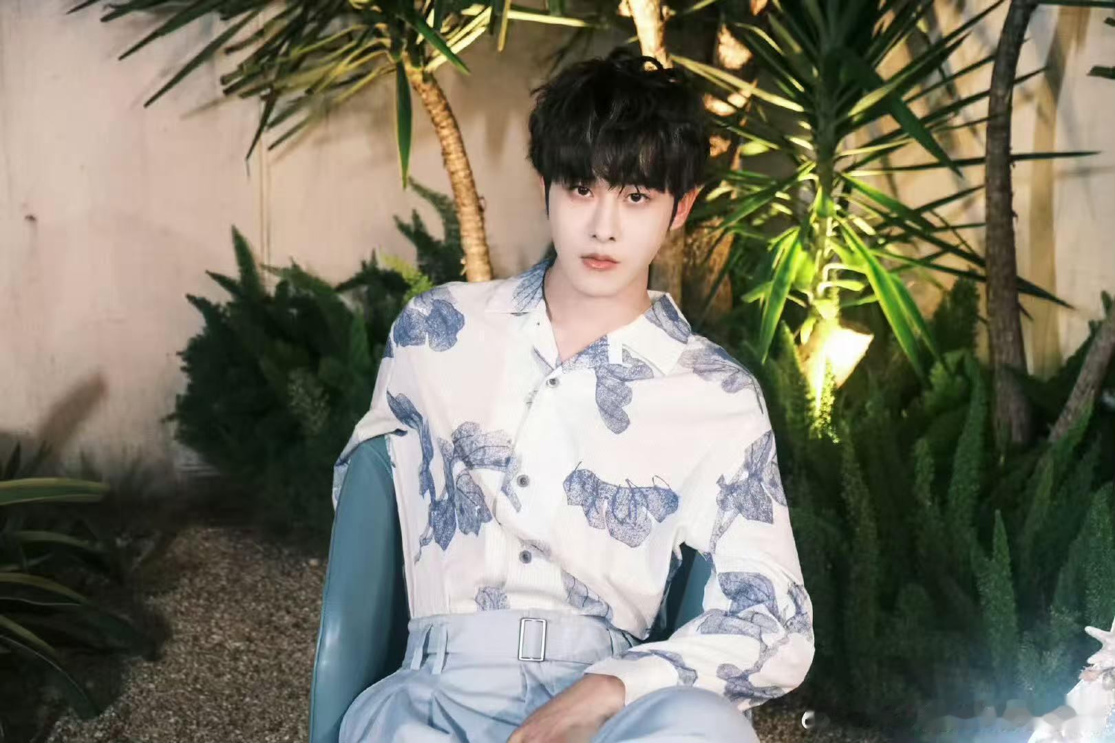 田嘉瑞七夕卡点520营业 ​​​好浪漫的瑞瑞～七夕卡点520发了微博营业，这也太