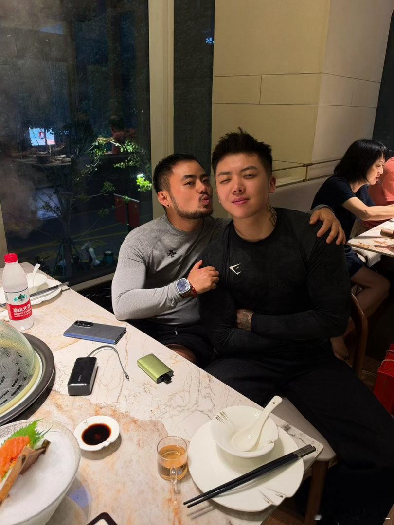 真是好久不见 ​​​