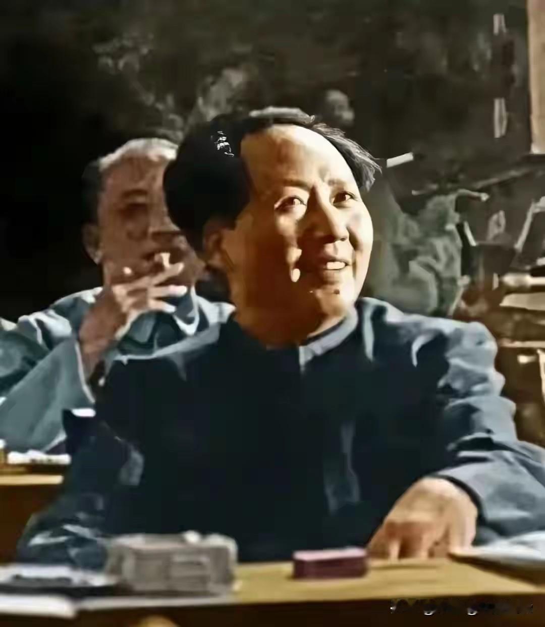 我们敬爱的领袖啊，这山河壮阔、盛世繁华，东方大国的巍巍雄姿，正是您以如椽巨笔擘画
