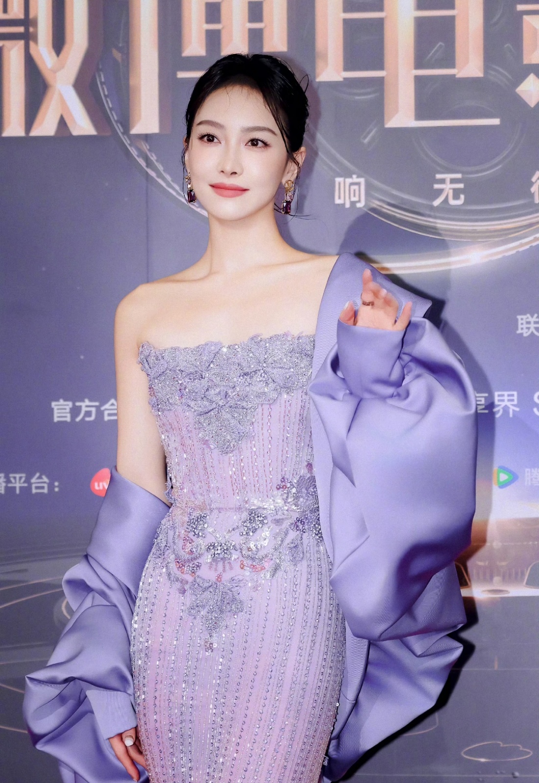 宋茜 一个不发死字的女明星 宋茜的修养藏在这些小细节里 一直都很正能量的姐姐[打