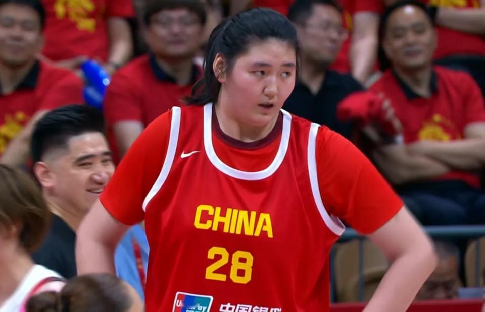 中国女篮今夏第三场热身赛刚刚结束，最终中国女篮101：92战胜了日本女篮。看完全