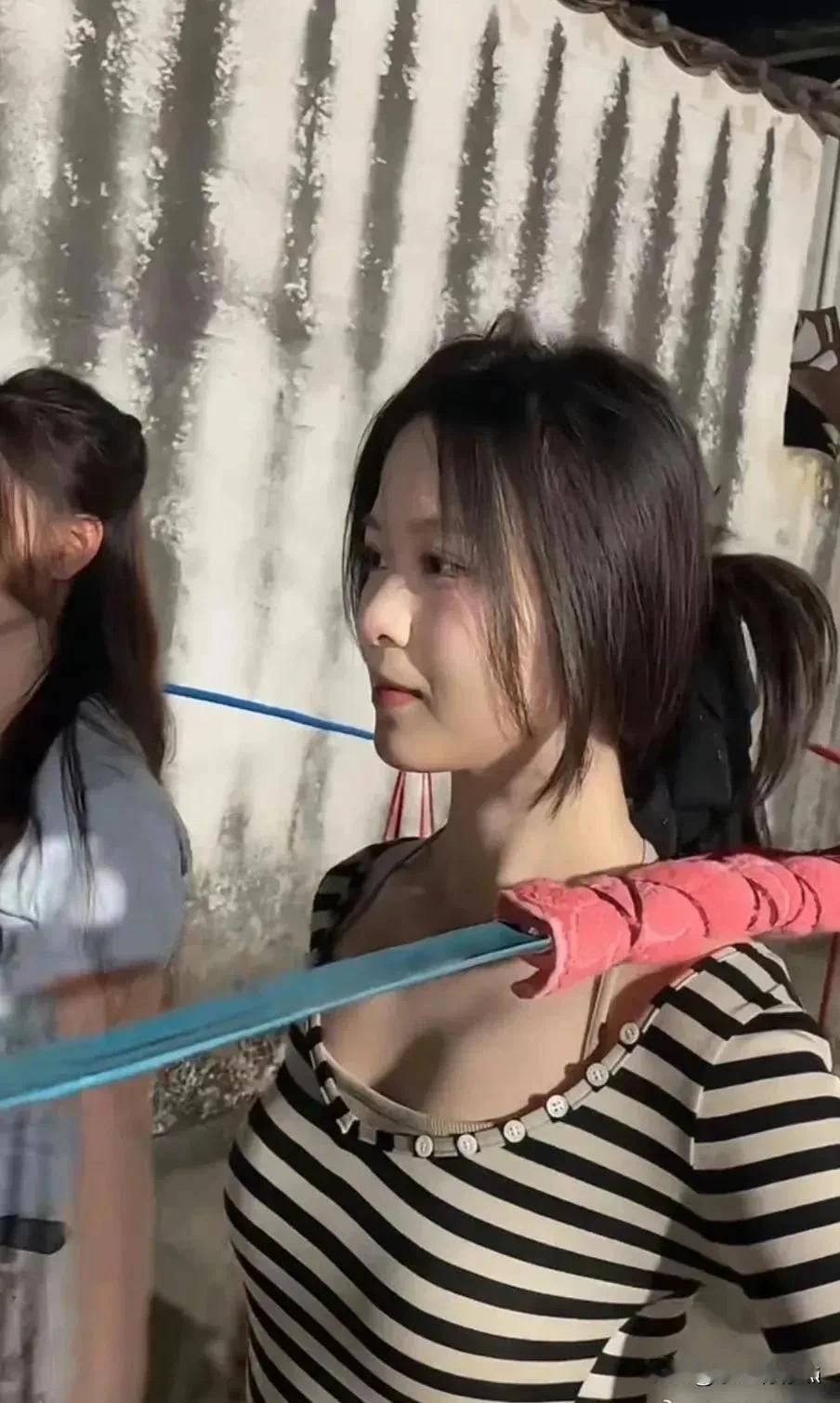 近日听闻一则说法，讲潮汕女人不能上桌吃饭。这消息令人震惊，也引发思考。愿这只是误