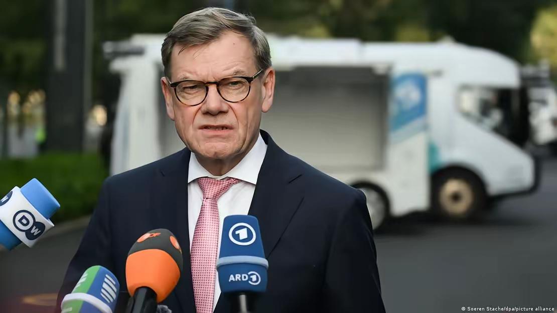 德语媒体：德国对华政策最好少些偏见 中国不再把德国当成强国看待

德语媒体直接点