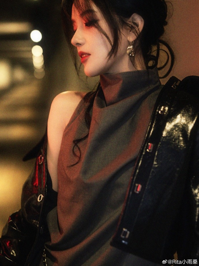 解说Rita分享穿搭照：Rita的ootd