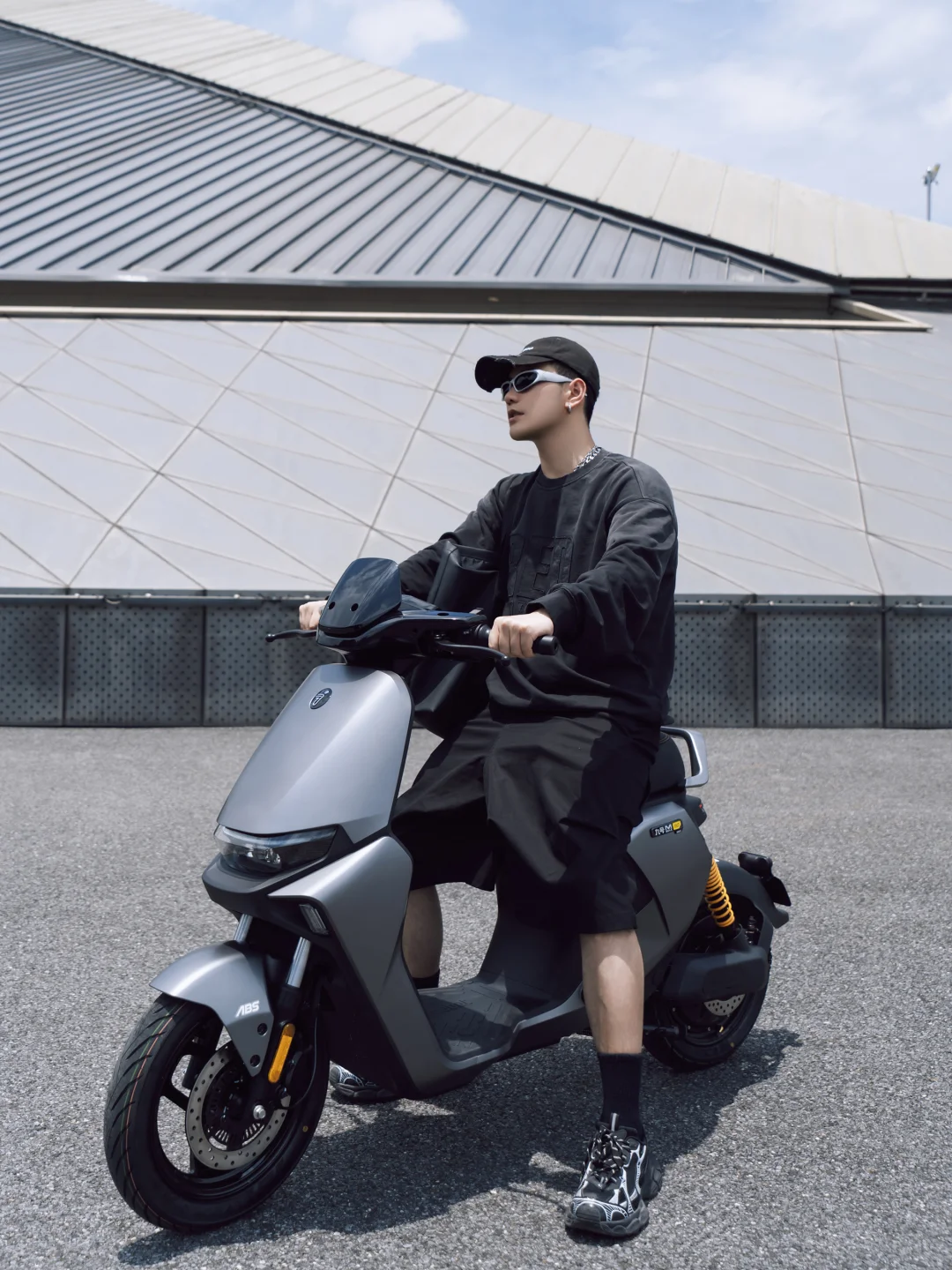 City ride🛵城市通勤超酷的