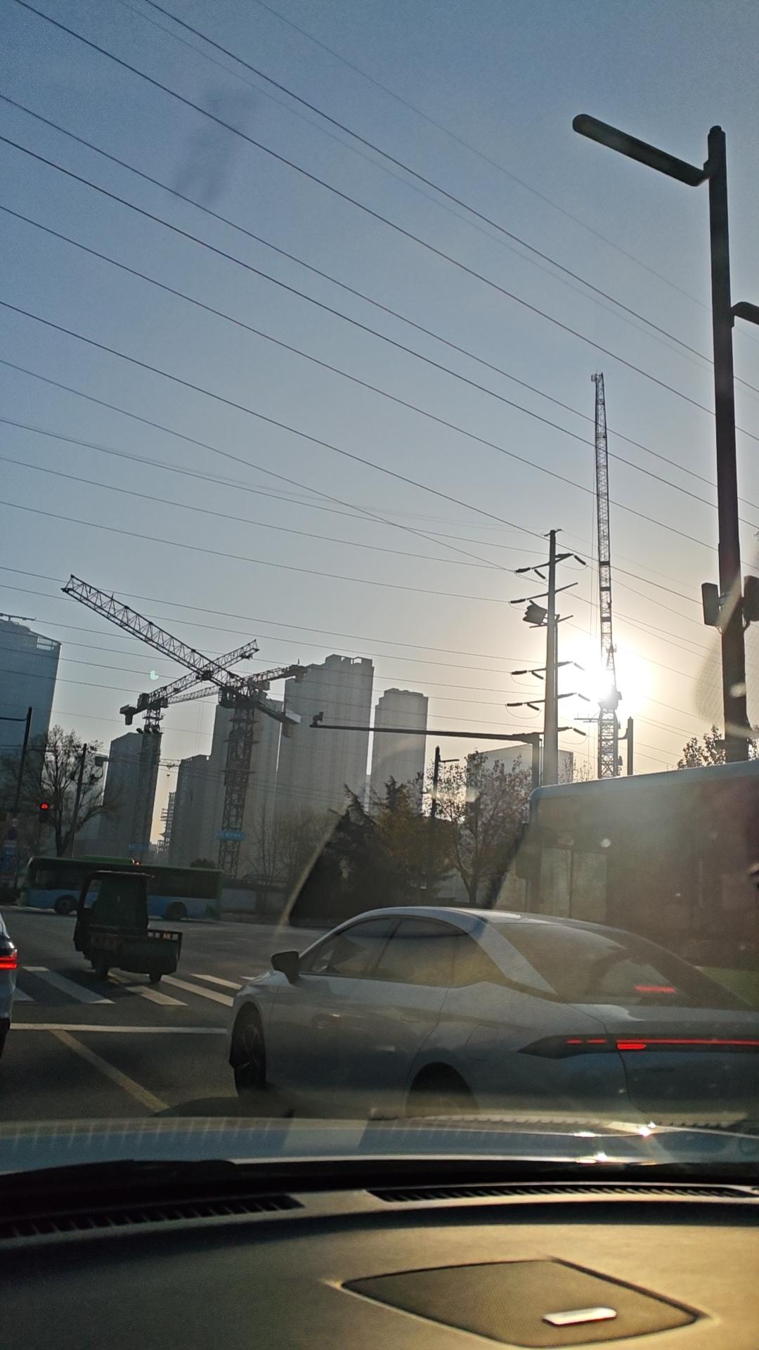 不能“赔本卖车”

这话完全就是废话。赔本卖车的话，这商家岂不亏惨了。亏本的生意