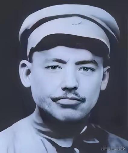 1937年甘肃，马家军旅长马禄，抓到了红三十军的参谋长黄鹄显。他没上报，没用刑，