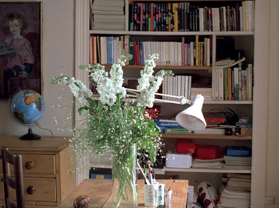 春天的故事 我的评分：春节档马上有戏春节档影评大赛春天自有其不可预测的路径。影片