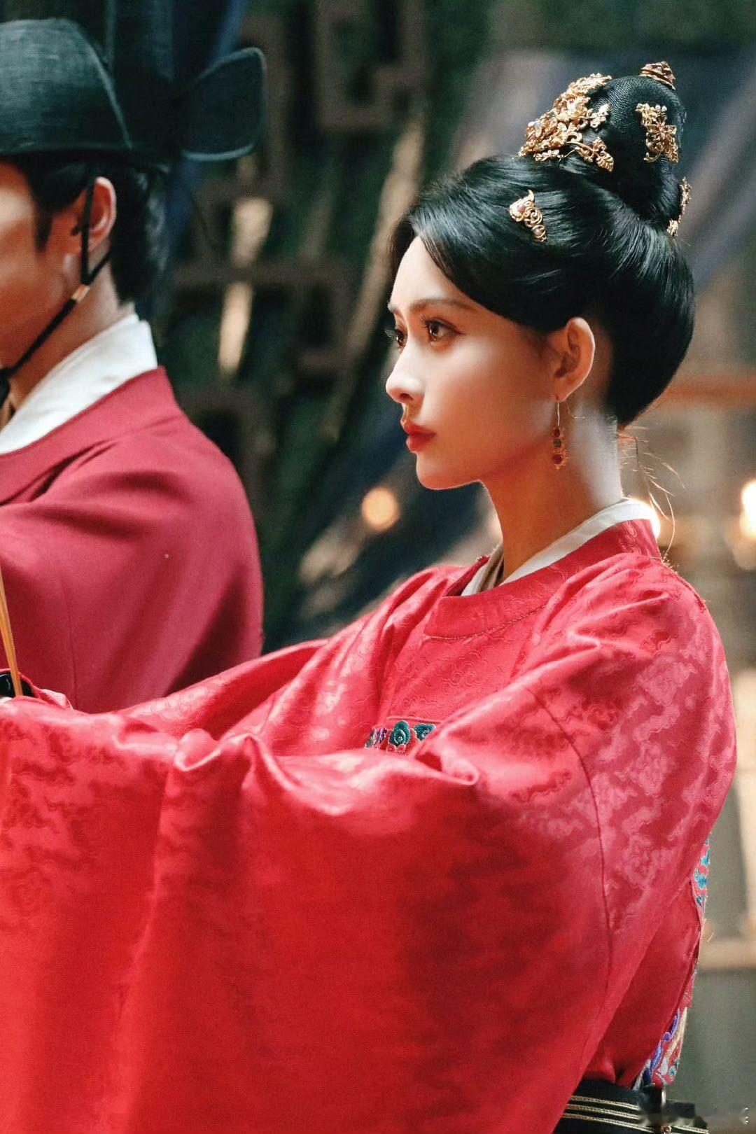 孟子义有效播剧的含金量  《九重紫》带给了孟子义很大的突破，她的演技获得了广泛认