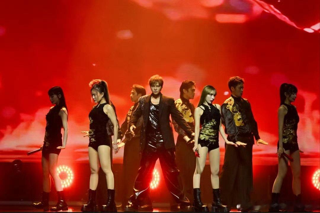 好想看罗志祥披荆斩棘罗志祥澳门全开麦舞台澳门舞台直接封神！罗志祥全开麦实力依旧能