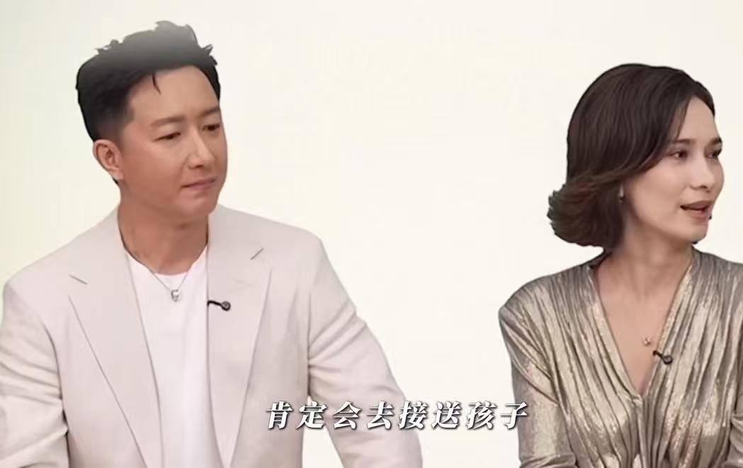 卢靖姗嫁给韩庚真是嫁对了，看韩庚带孩的细节就知道了！
卢靖姗生完二胎后，全职在家