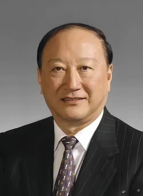 徐匡迪，1937年12月生，中国钢铁冶金专家，浙江桐乡崇德人；北京钢铁工业学院冶