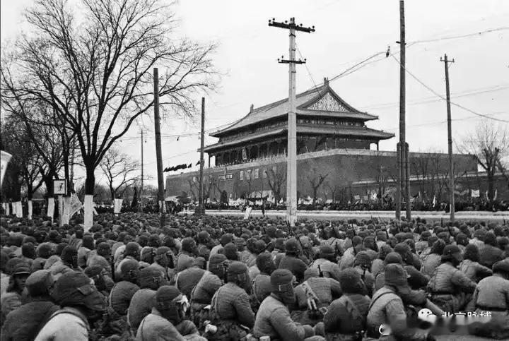 1949年，受阅部队集结 