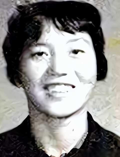 1968年，贫农卢照东在忆苦思甜大会上，痛斥家史：“俺家三辈讨饭，三辈没媳妇，俺