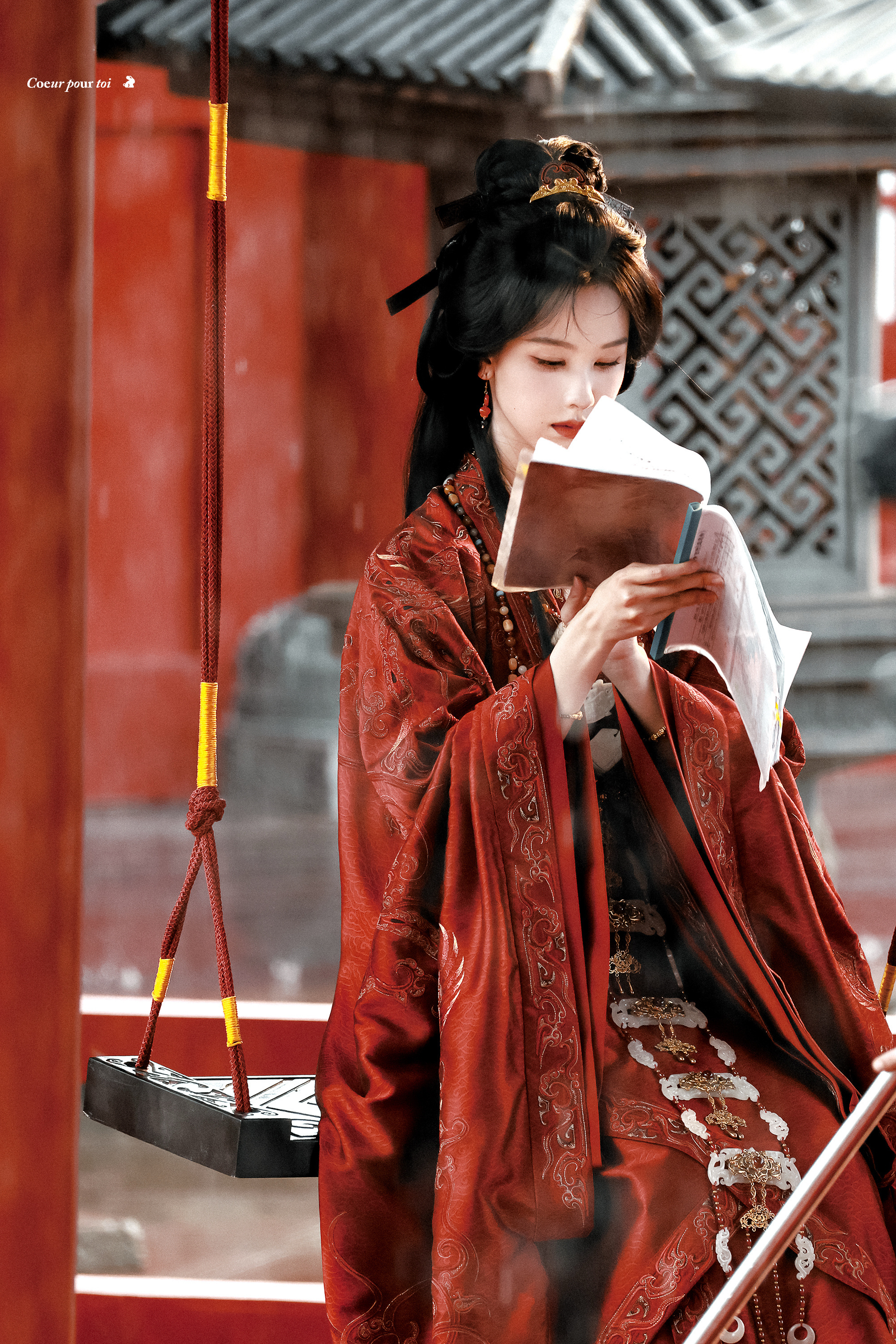 旧造型新图～～～[期待][期待][期待]陈都灵 《翘楚》楚朝垂发+红衣 ​​​