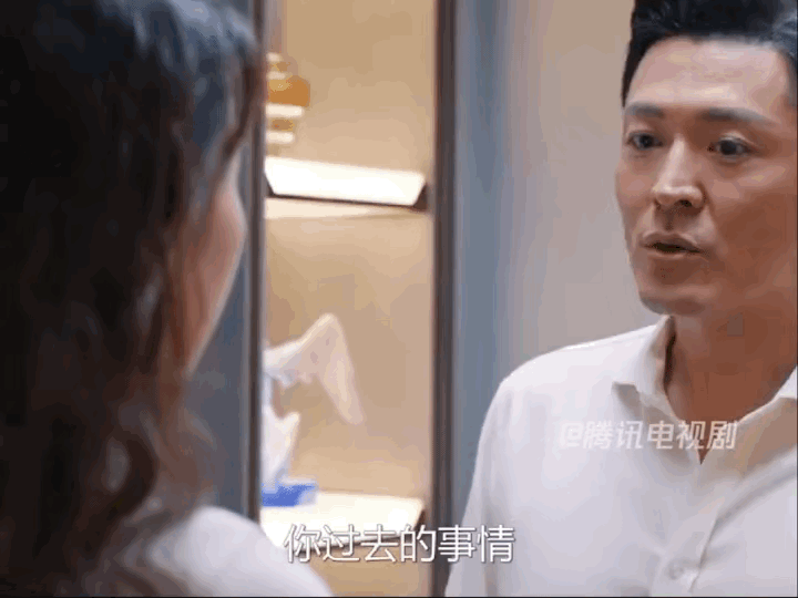《好团圆》向南的老公还是知道了自己妹妹的男友是向南前任的事了他不仅生气向南瞒着他