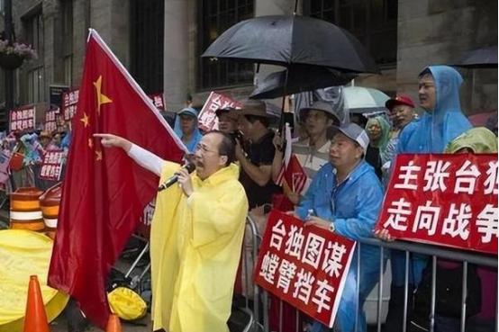 万万没想到，台湾竟也分为两批人，中国台湾人和日裔台湾人。中国台湾人搞“台独”，典