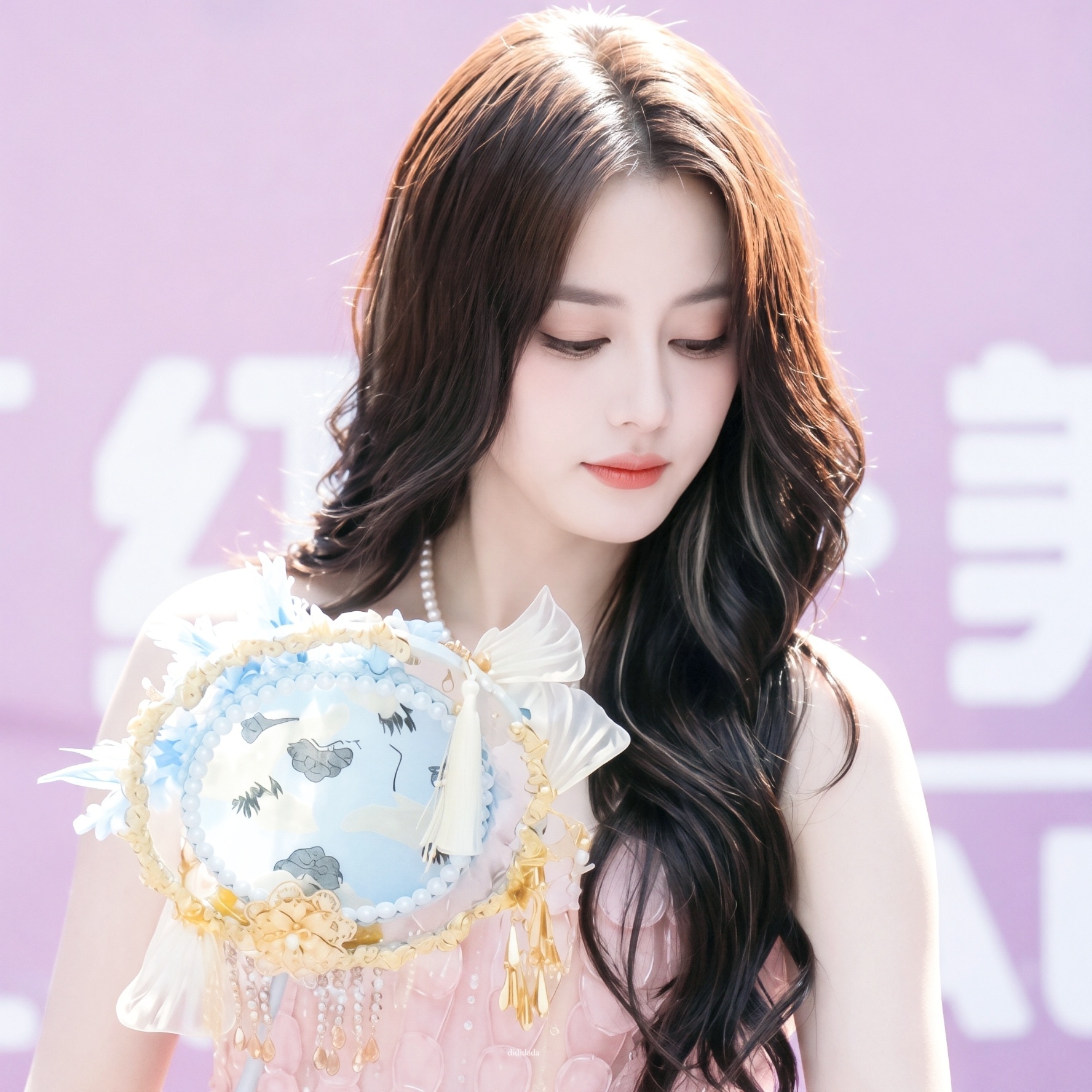 迪丽热巴  顶不住，发射发射＞＞＞💕💕💕迪丽热巴 水蜜桃成精了