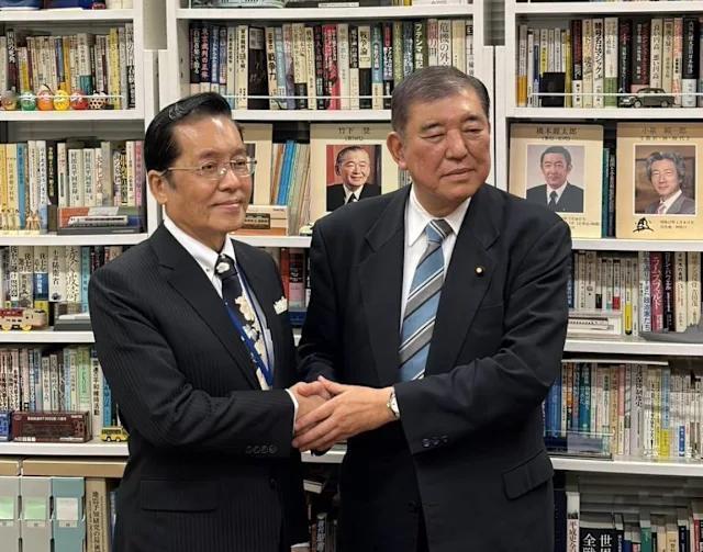 国民党跑去日本谈台湾无事，不给日本添麻烦？国民党这姿态，大陆看了直摇头。国民党副