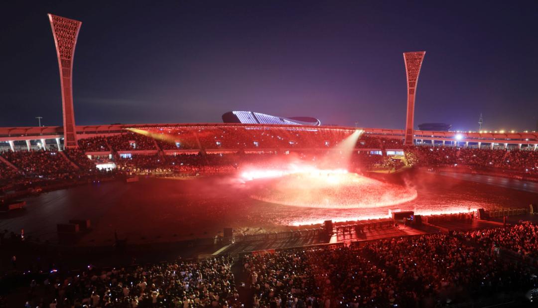 #侃爷试听会加场 YE造宇宙#9 月 28 日，海口站不见不散，一起狂欢吧！ ​