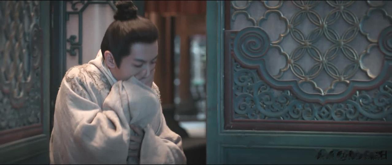《云襄传》中，陈晓这不输段誉的身法，有点弱啊..

陈晓饰演的云襄，是玩脑子的，