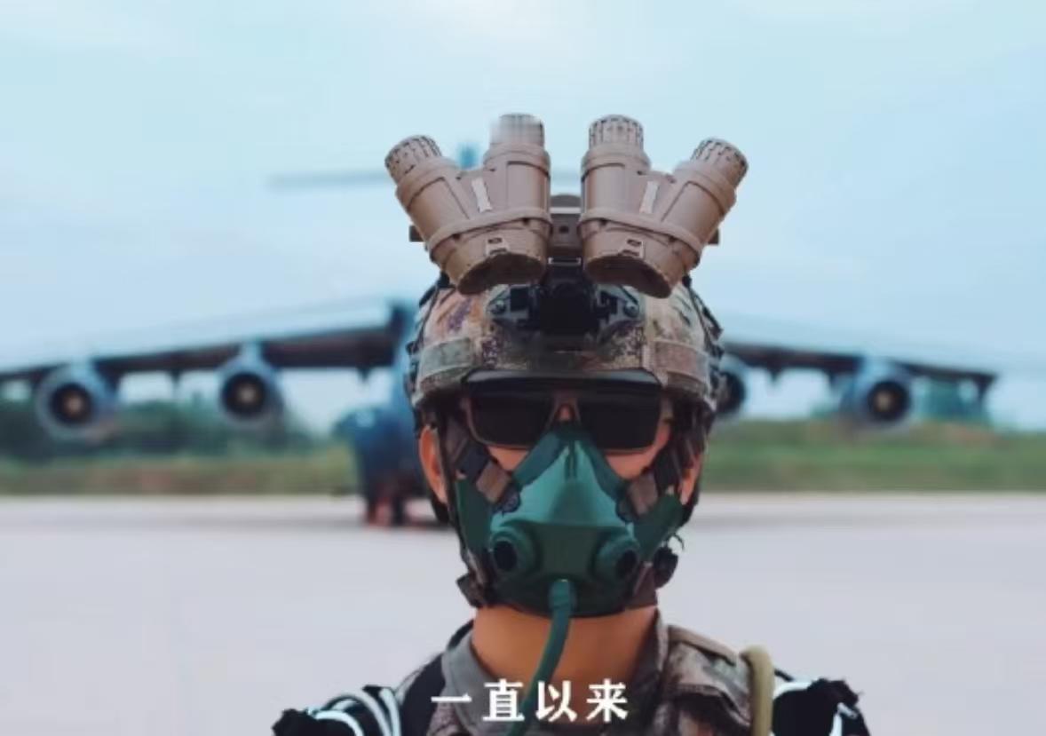 神秘力量，从天而降！中国首次曝光特种部队HALO高空跳伞能力，相当霸气！

在本