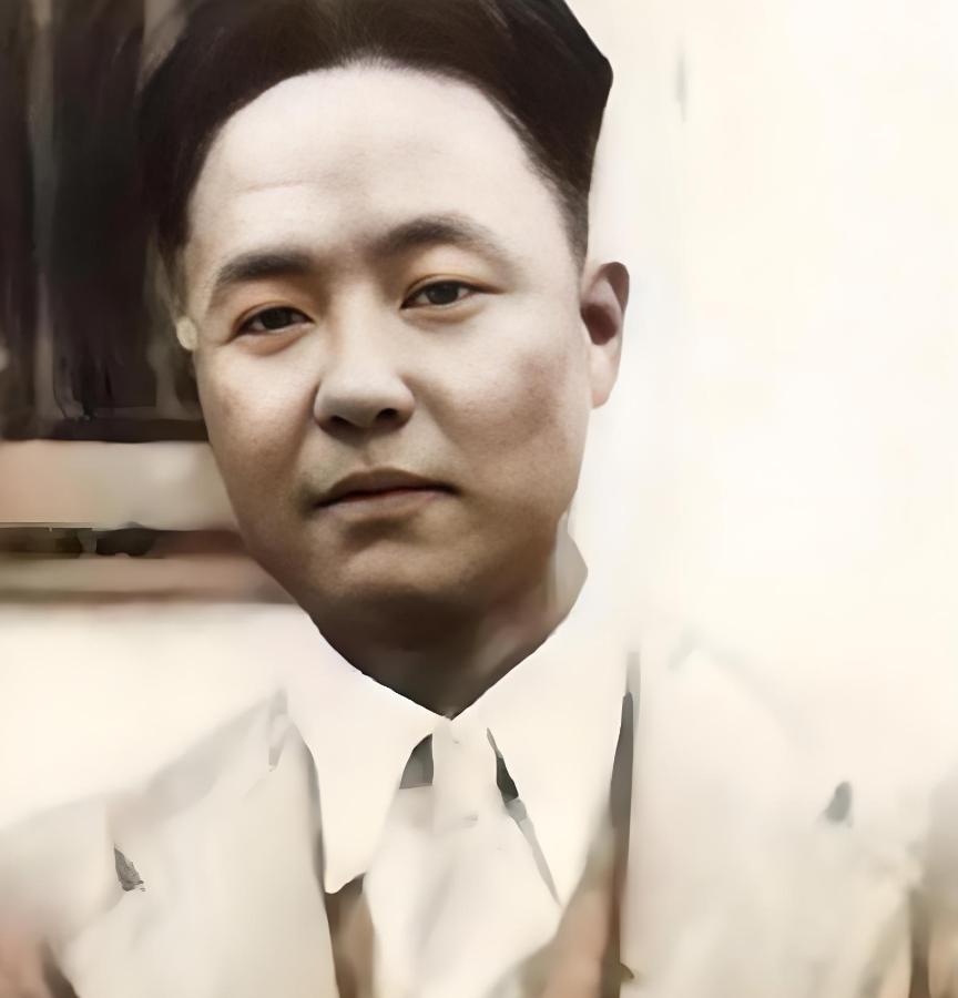 李士群死后没多久，他的妻子叶吉卿就传出一则丑闻，叶是又羞又怒，但更让她无奈的是，