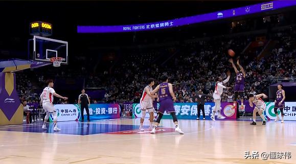 牛！廖三宁谈里勒绝杀：

“这个球难度很高。”

“这是里勒的个人能力。”

“