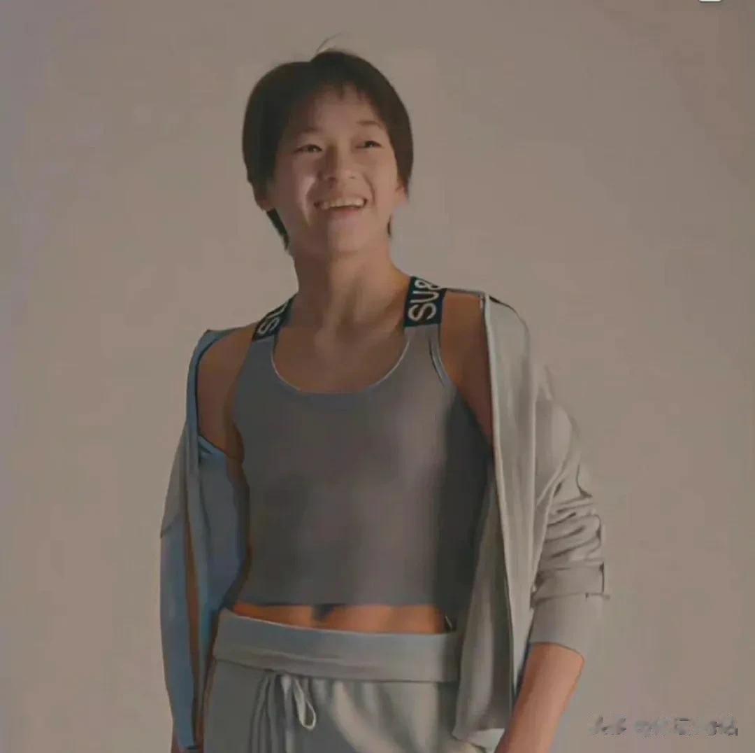 全红婵家庭条件不如陈芋汐，所以陈芋汐更受跳水队的喜欢？这是很多全红婵饭圈粉丝的论