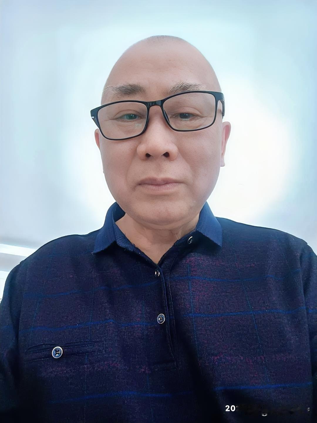 抖音这个平台，老少皆宜，不管是髦髦老人，还是学生孩子，都可以在上面找到一席之地。