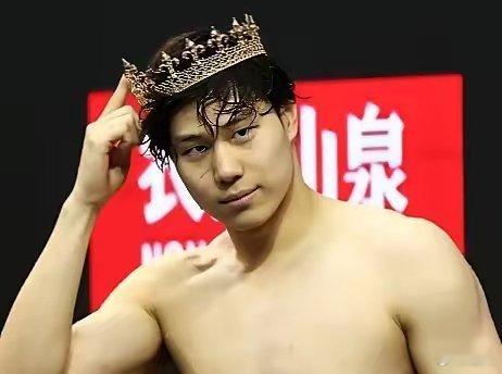随着游泳世界杯结束，新加坡站中国运动员获奖情况如下：​1.男子游泳运动员：潘展乐