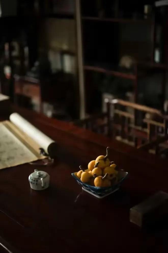 令人深思的一段话：“如果你一觉醒来，发现自己还在呼吸，那么上天已经足够眷顾你了，