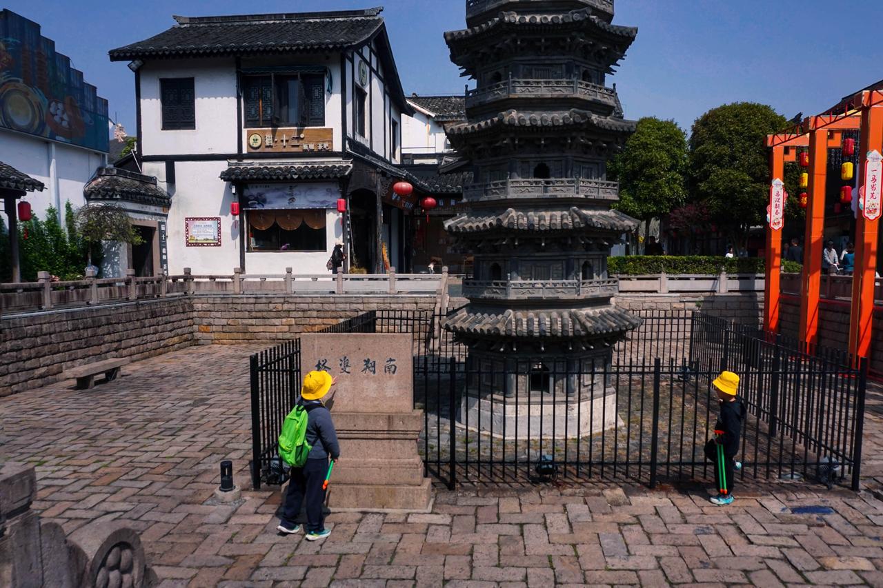 2026街头舞台继续(102）