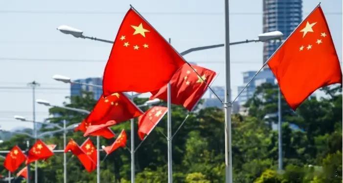 别急着高兴！印媒捧中国当“美国+1”，这顶帽子99%的人没看懂它的毒

斯里兰卡