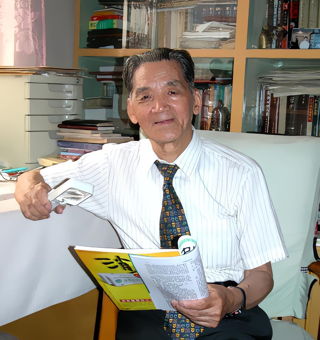 百岁国医泰斗！行医84载从不开大处方，用一生证明中医贵在仁心与精简
 
路志正（