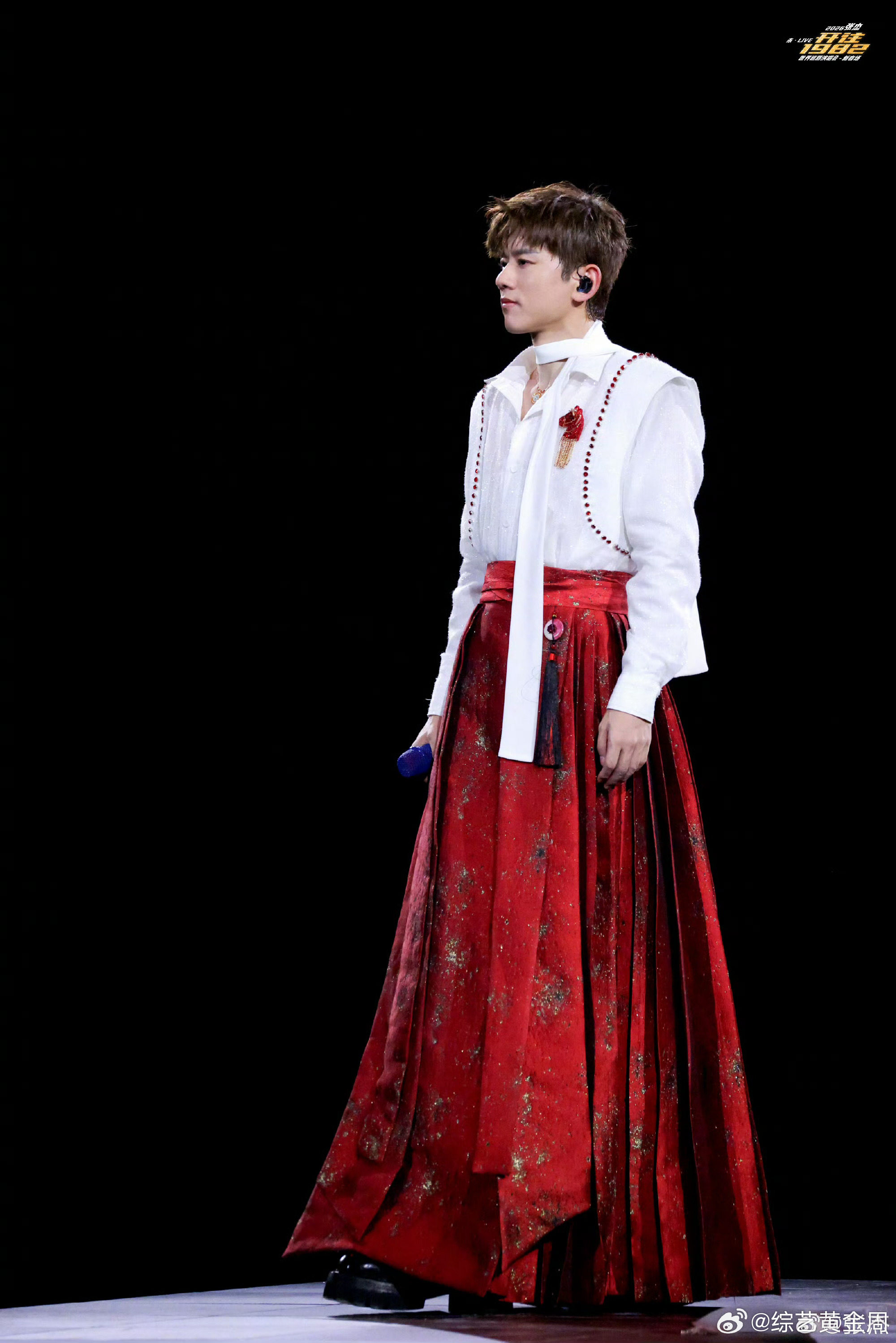 张杰鸟巢演唱会玩不过来了张杰未LIVE巡回演唱会 内娱团建现场实锤！谢娜野生伴舞