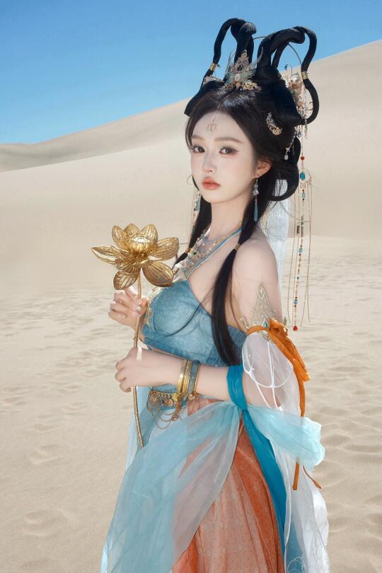 沙海中的花神亦是月宫仙子🌙