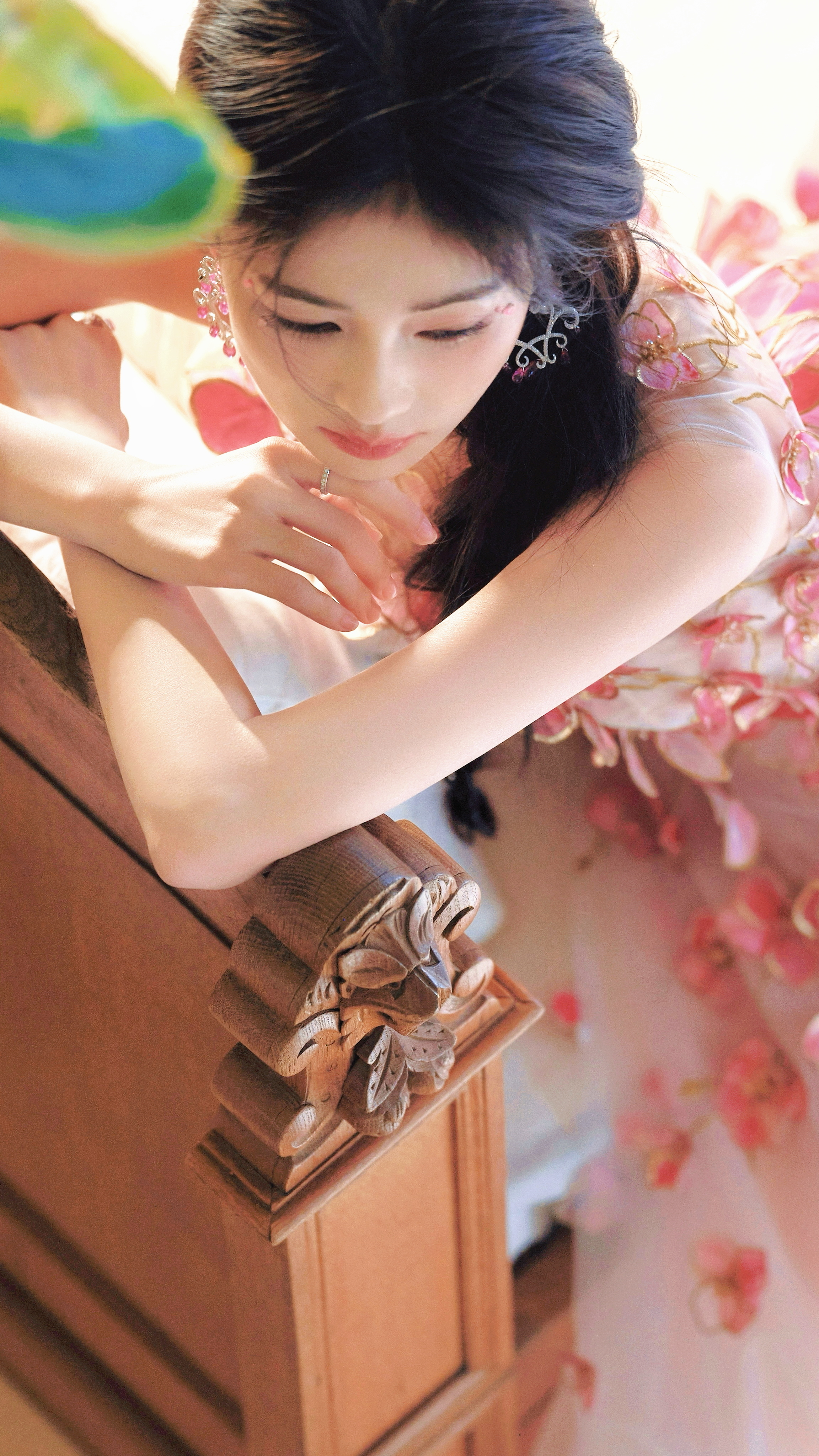 完全是花仙子级别的美貌🧚🏻♀️💐  